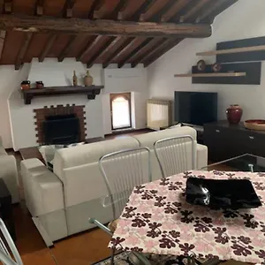 Daisy House: Attic In The Historical Center , Saló Italien